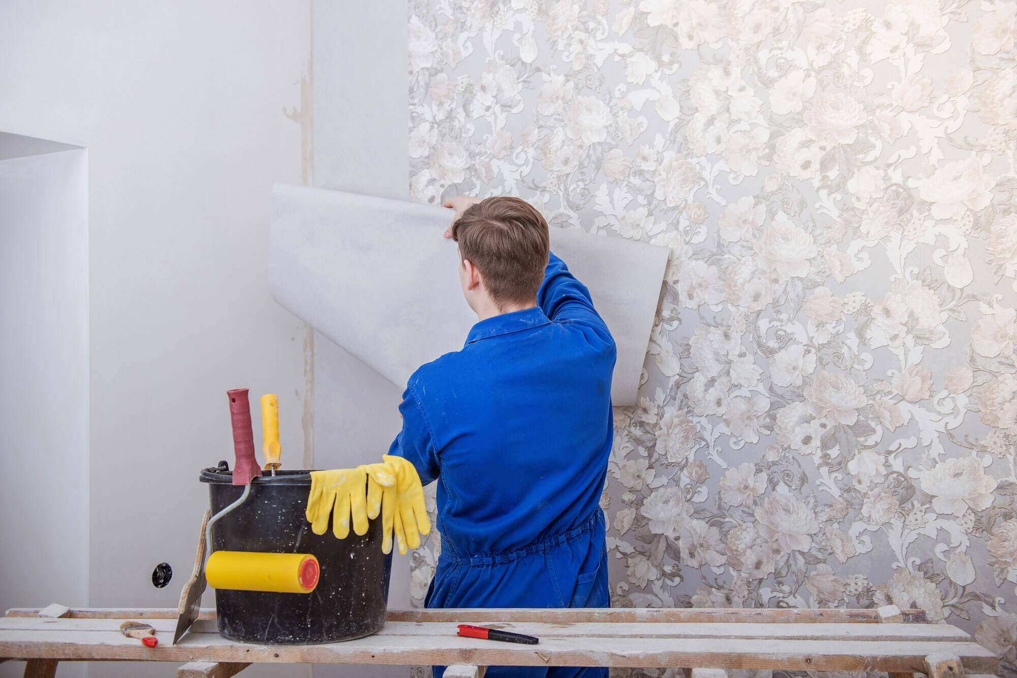 Wallpaper installation example 2